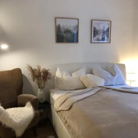 Brandnew - Executive 1 *