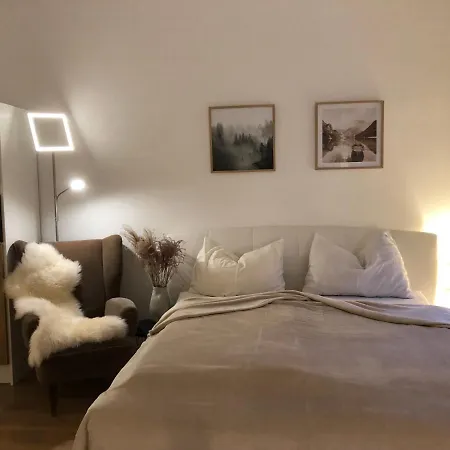 Brandnew - Executive 1