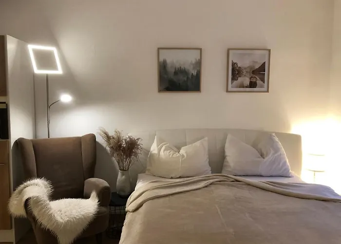 Brandnew - Executive 1