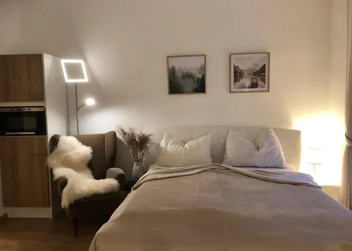 Brandnew - Executive 1