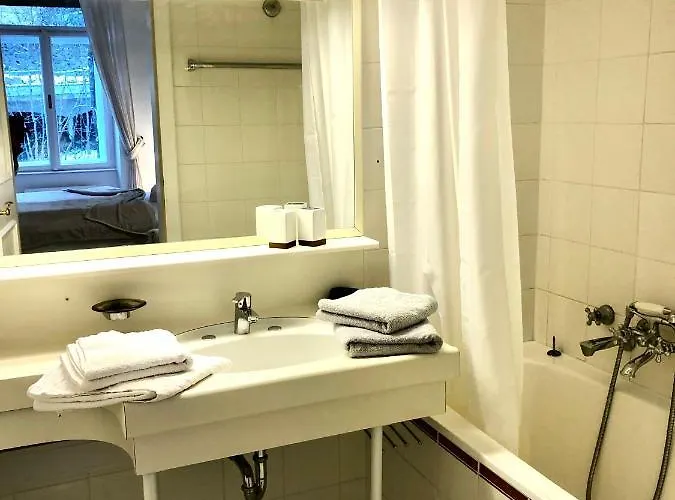 Brandnew - Executive 1 *